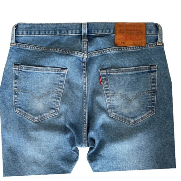 Levis 501 Jeans Men's 30/32 Premium light/Medium Wash Button Fly Classic Denim - Picture 6 of 13